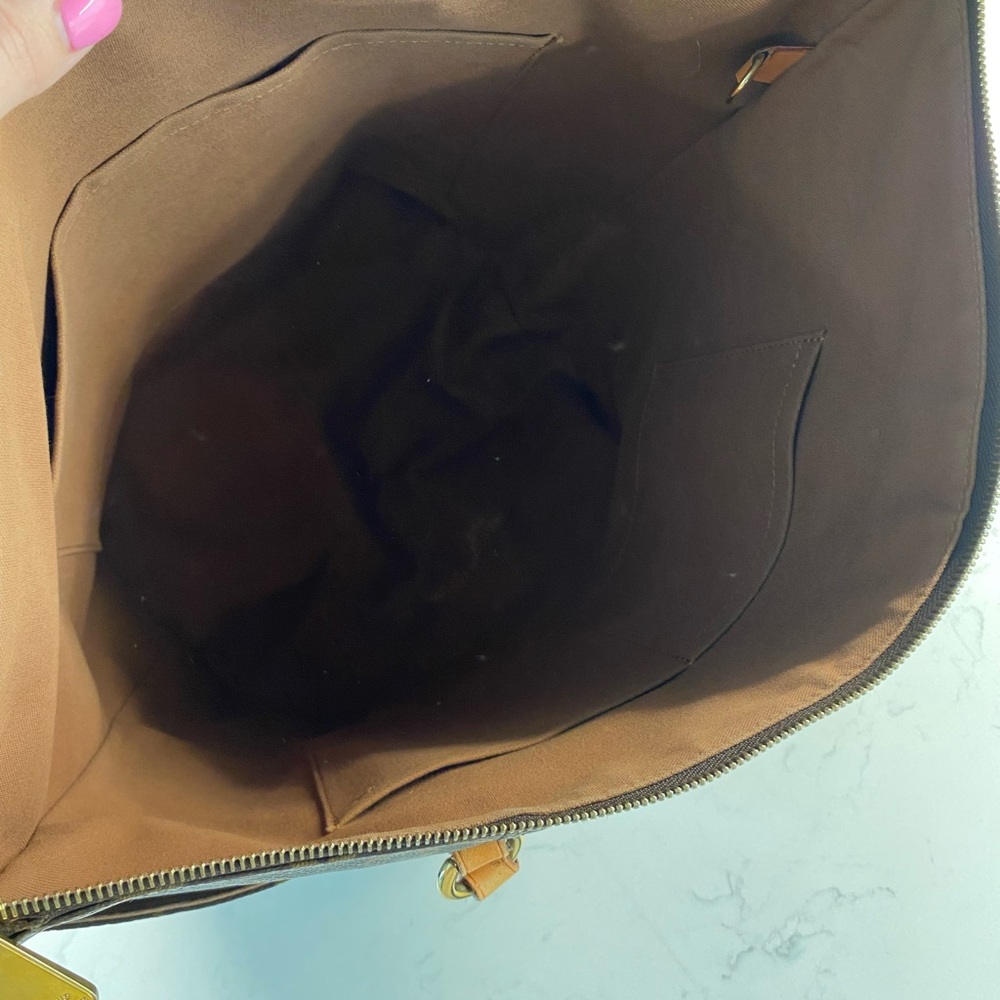 - Authentic Louis Vuitton totally GM - Picture 6 of 12